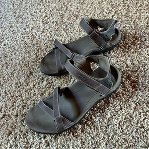 TEVA Verra Hiking Sandal Outdoor Gray Style 1006263 Size 8